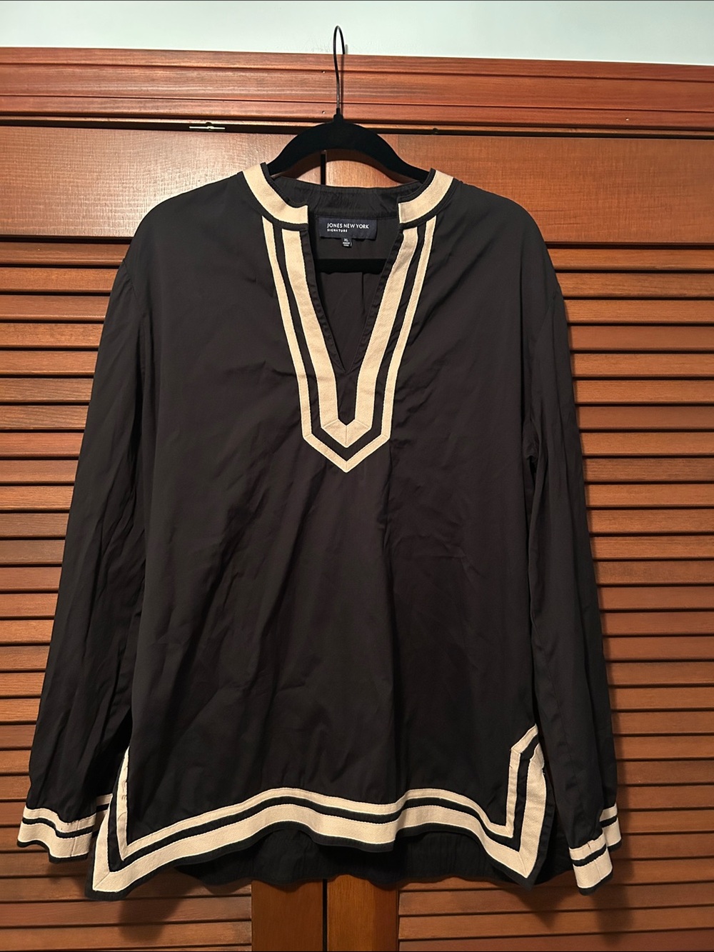 Jones New York Black Long-Sleeve Tunic with Cream Trim XL